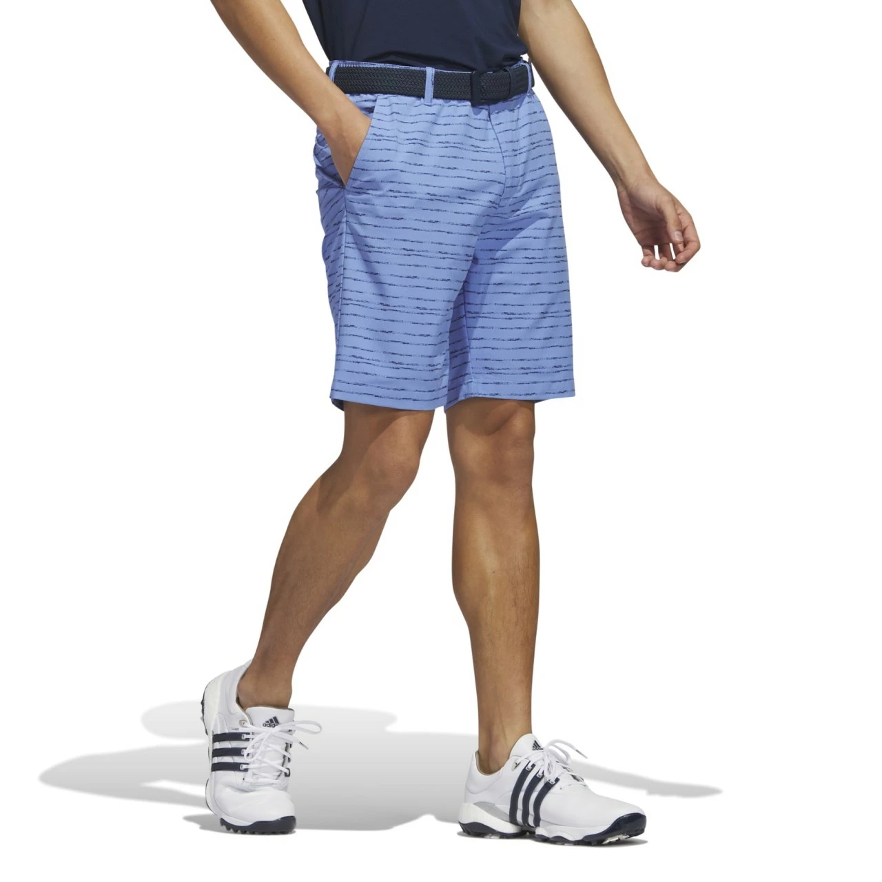 adidas Textured 9-Inch Golf Shorts Herren Adidas Textured 9-Inch Golf Shorts Herren -Geschäft Callaway HR7979 6 APPAREL On Model Walking
